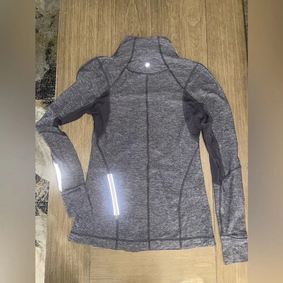 Lululemon Womens Half Zip size 10 - Picture 4 of 8